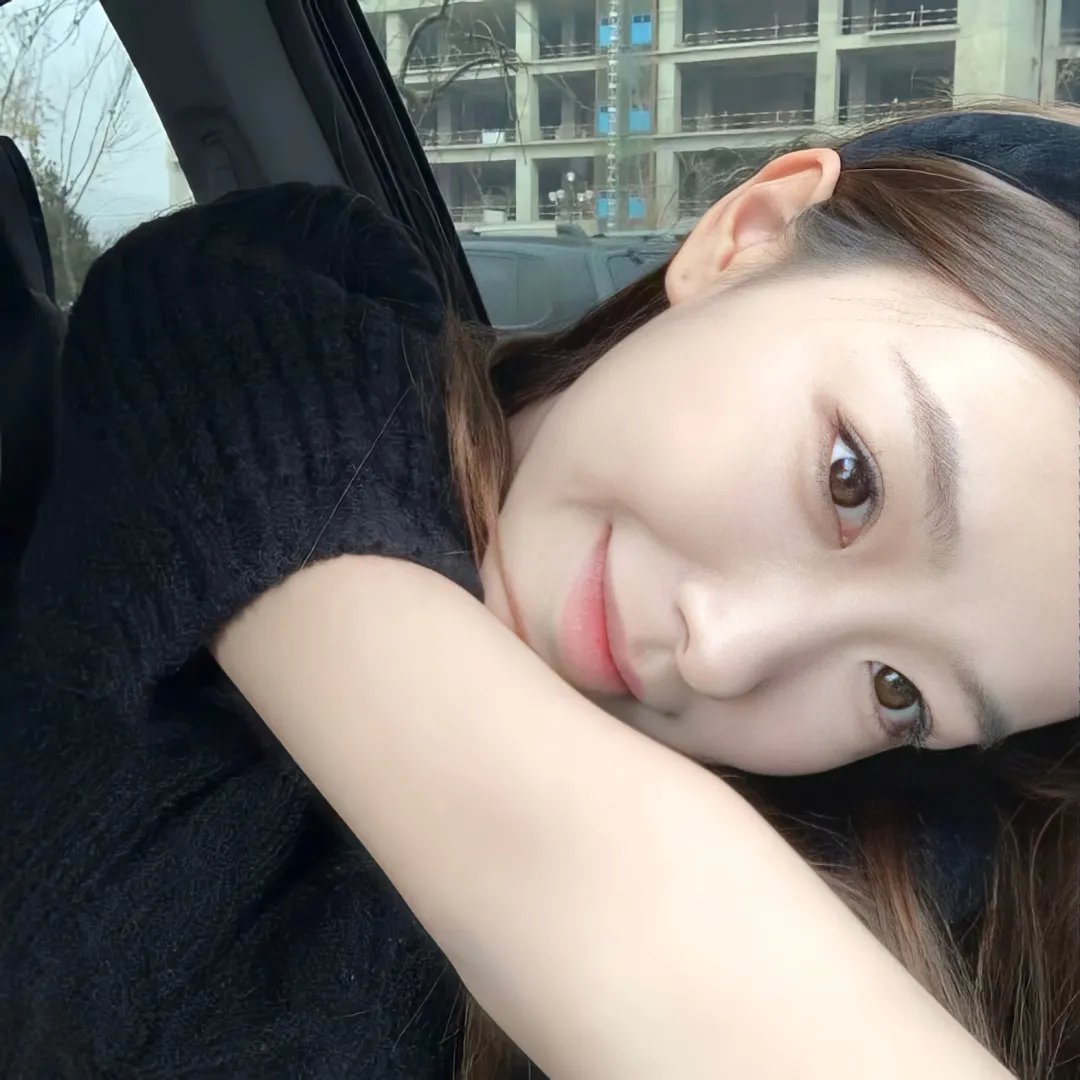 沉睡的妮可